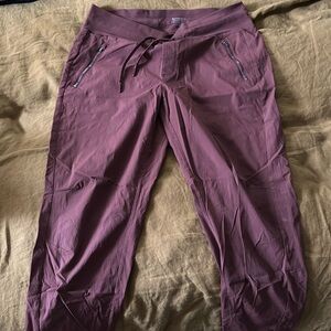 athleta trekkie north joggers